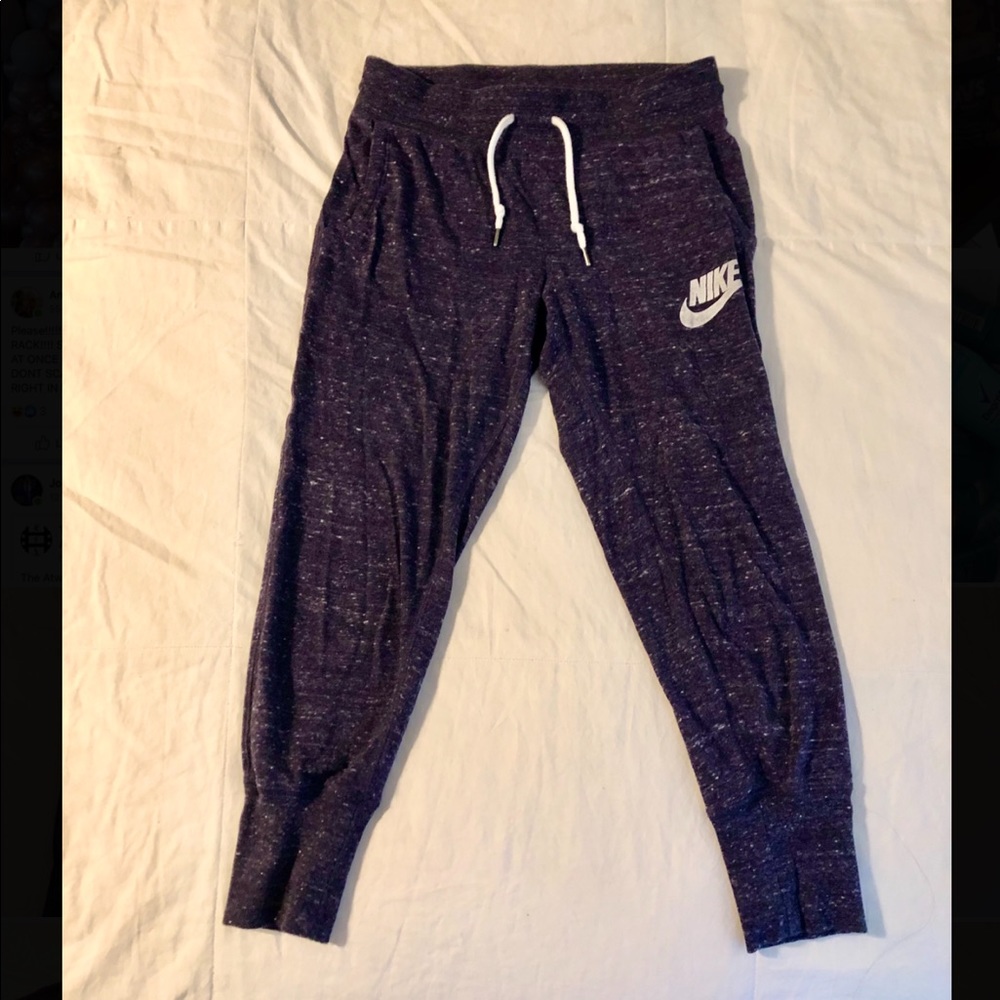 Nike Cropped Jogger Sweats